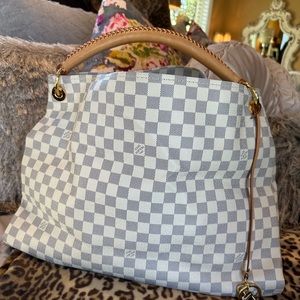 💯% Authentic Louis Vuitton Artsy GM Damier Azur EUC